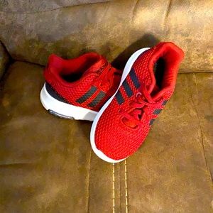Toddler adidas size 7 like new no tags